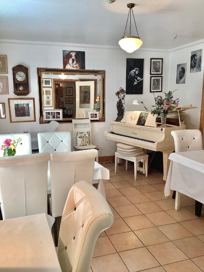 The Gallery B&B, The Glen, Kinsale ,County Cork エクステリア 写真