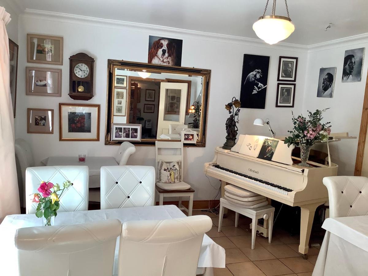 The Gallery B&B, The Glen, Kinsale ,County Cork エクステリア 写真