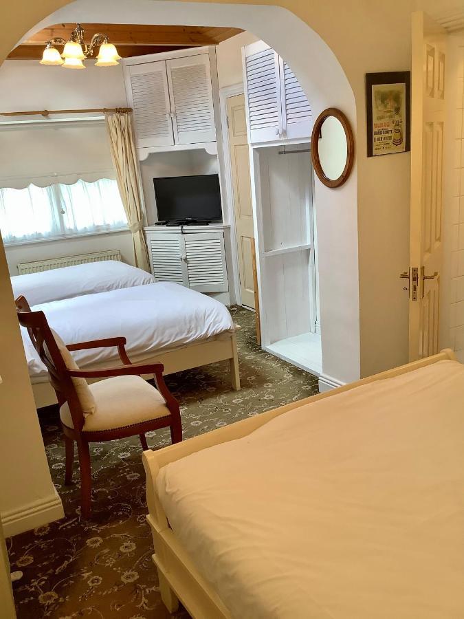The Gallery B&B, The Glen, Kinsale ,County Cork エクステリア 写真