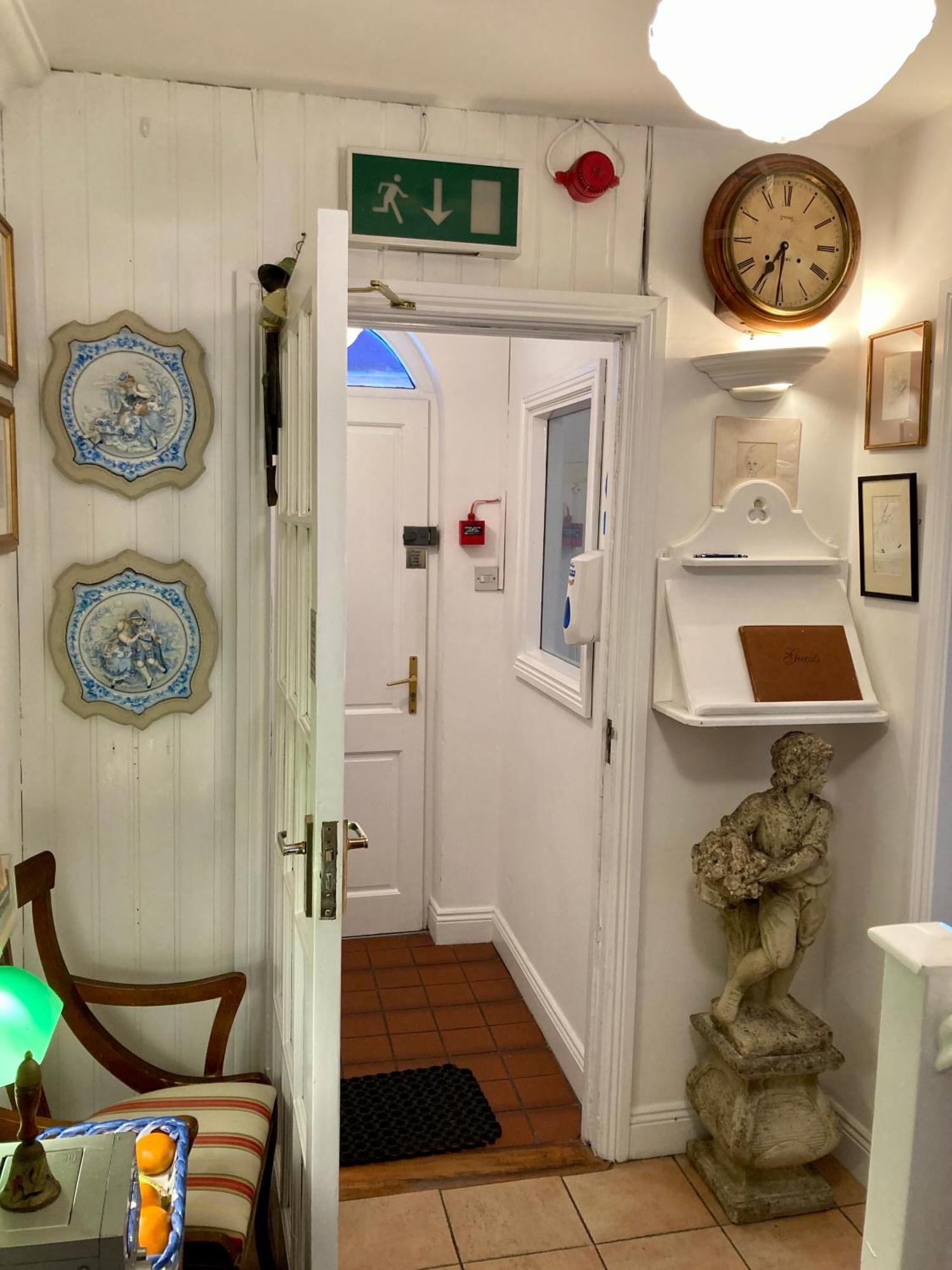 The Gallery B&B, The Glen, Kinsale ,County Cork エクステリア 写真
