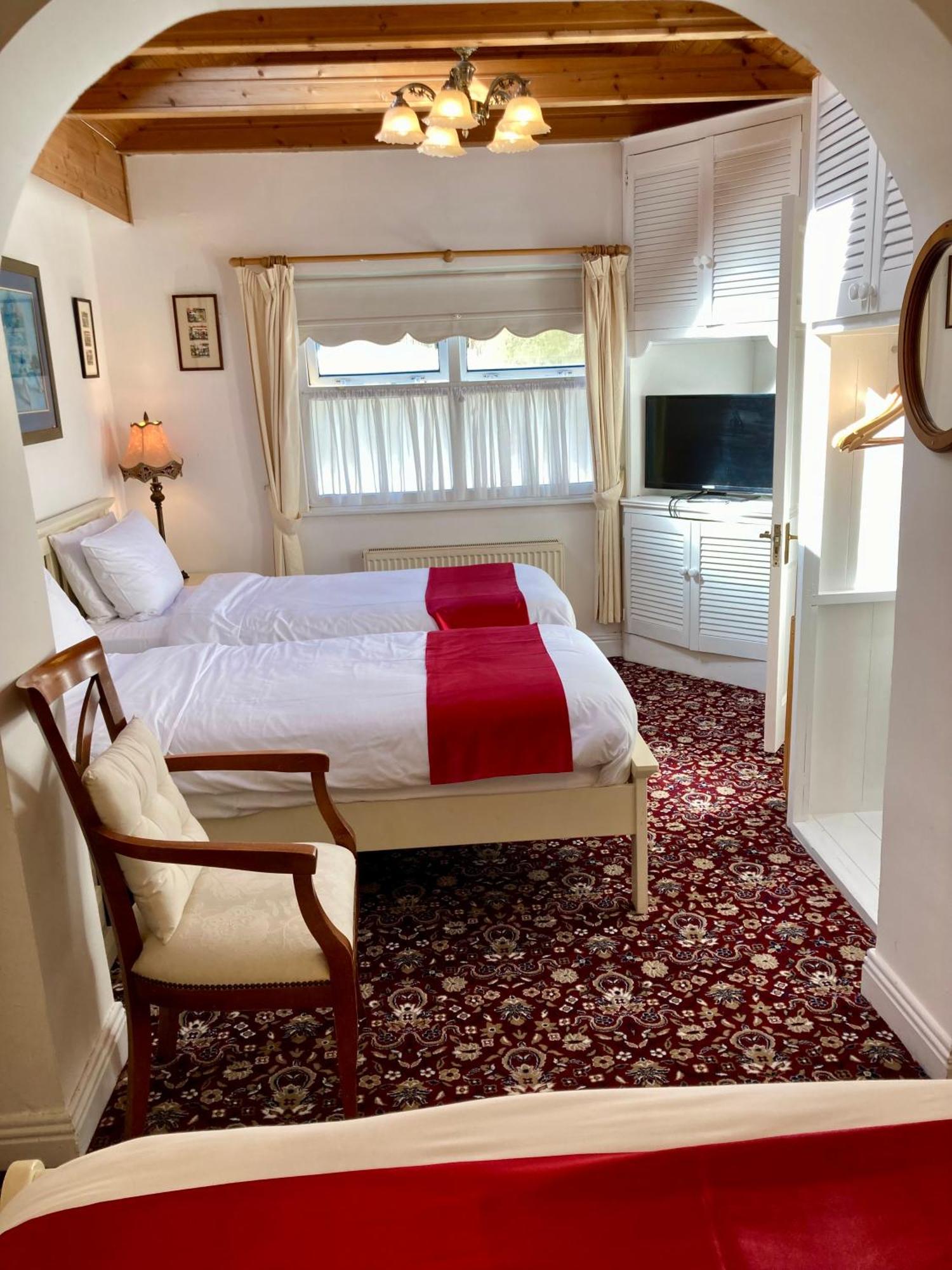 The Gallery B&B, The Glen, Kinsale ,County Cork エクステリア 写真