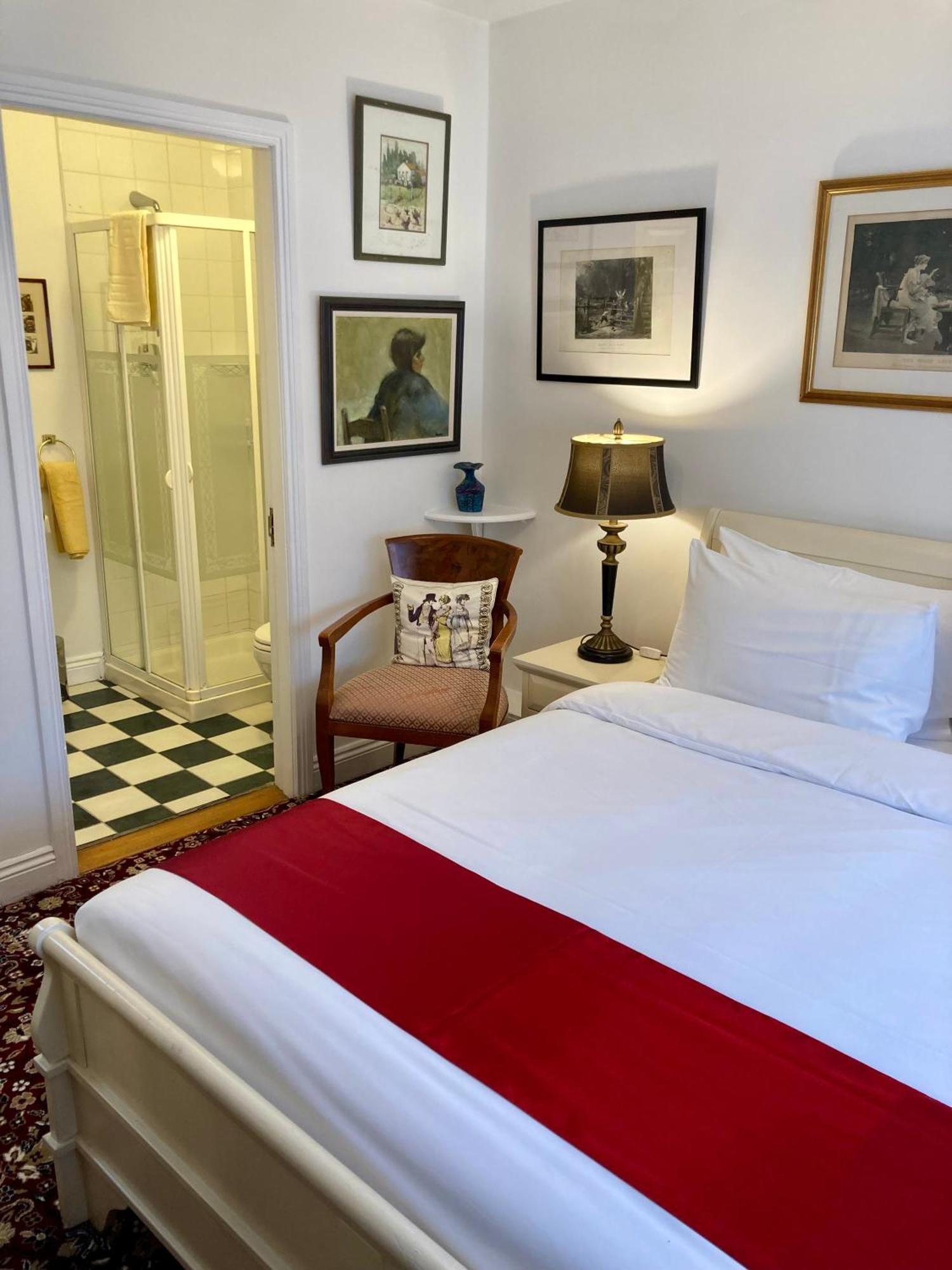The Gallery B&B, The Glen, Kinsale ,County Cork エクステリア 写真