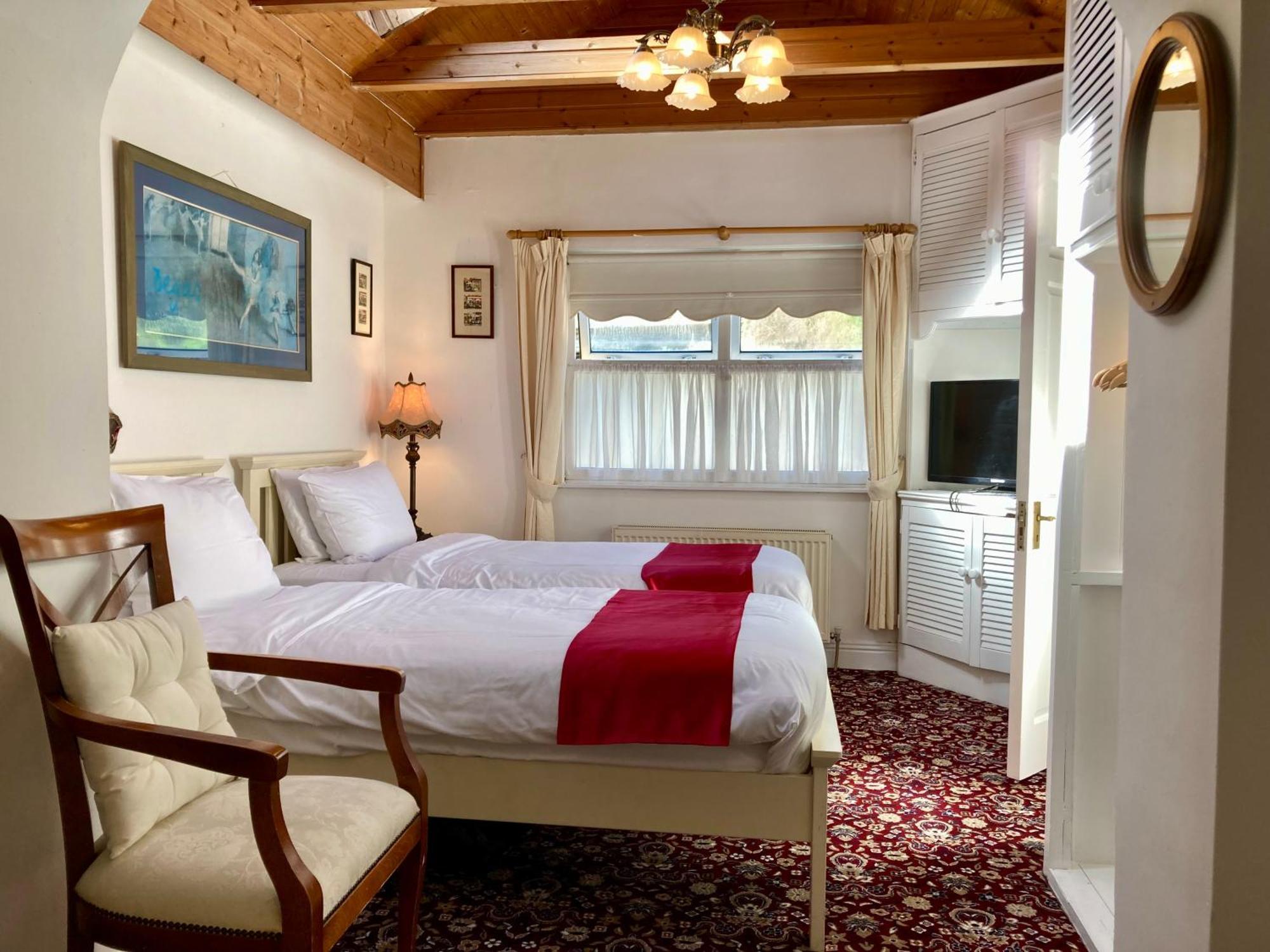 The Gallery B&B, The Glen, Kinsale ,County Cork エクステリア 写真
